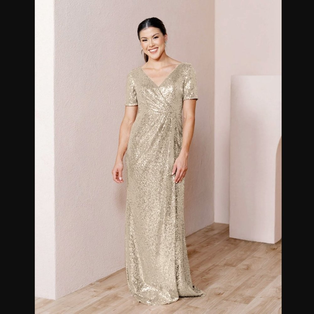 Reverly Giselle Champagne Gold Sequin Dress SZ 22